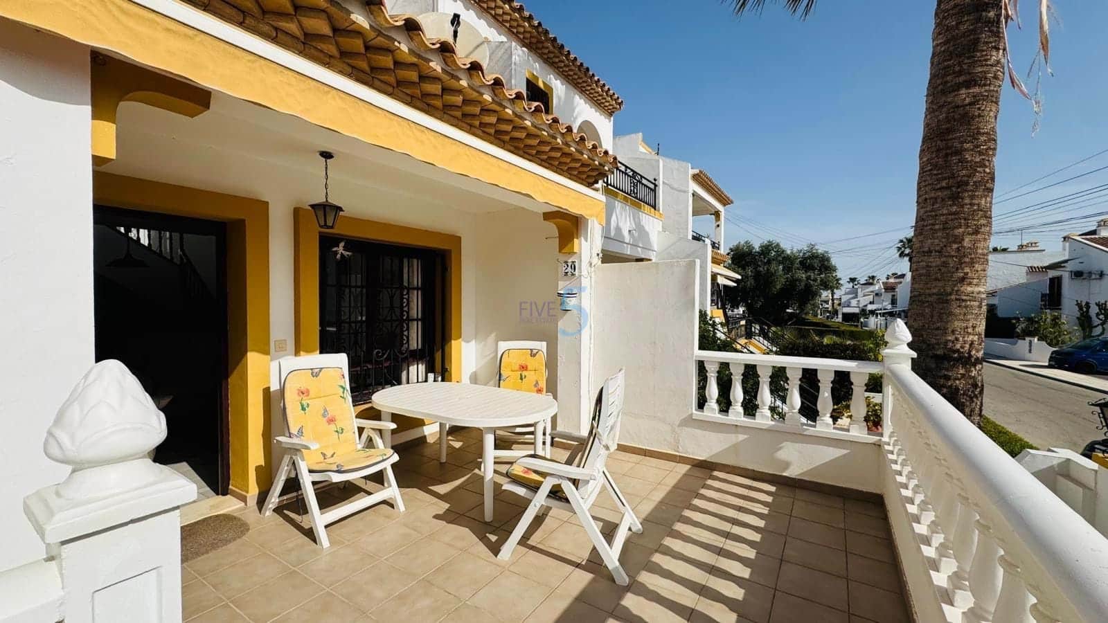 3 soveværelse Byhus til salg i Villamartin med swimmingpool garage - € 225.000 (Ref: 9762406)