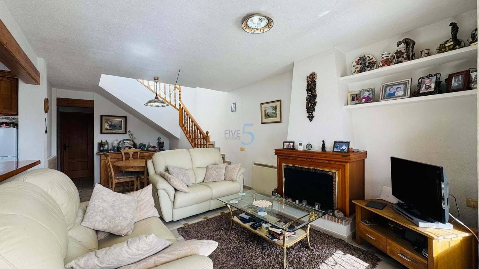 3 soveværelse Byhus til salg i Villamartin med swimmingpool garage - € 225.000 (Ref: 9762406)