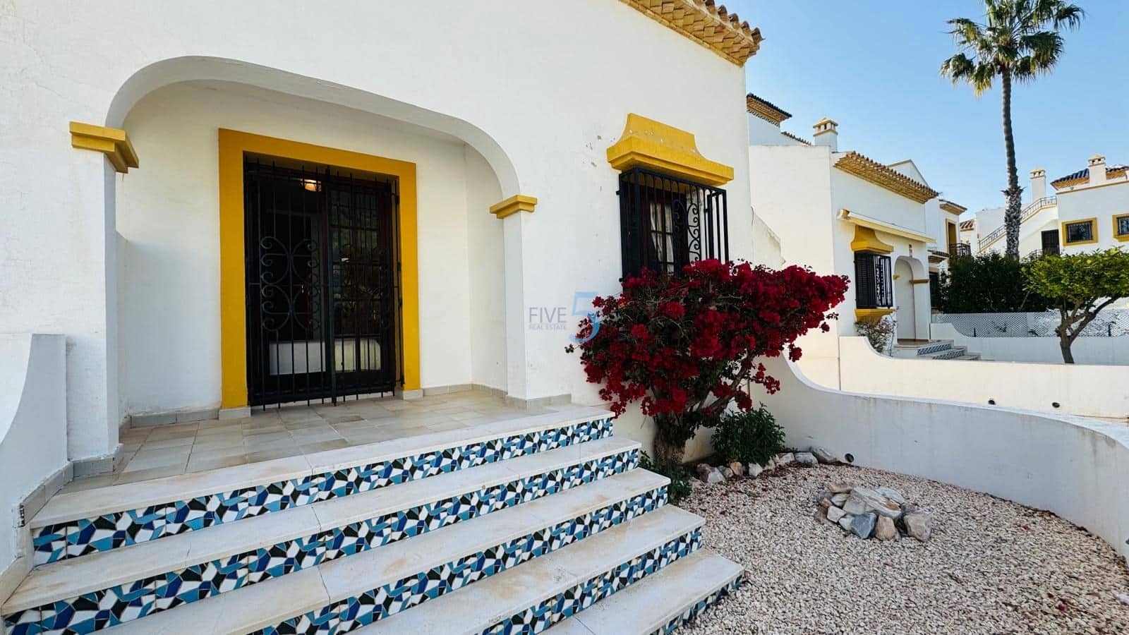 3 soveværelse Byhus til salg i Villamartin med swimmingpool garage - € 225.000 (Ref: 9762406)