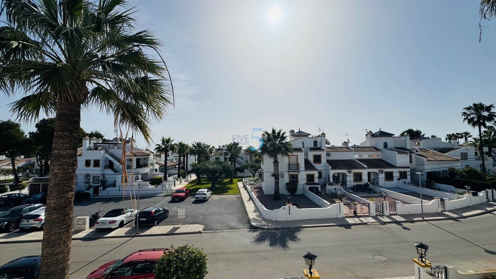 3 soveværelse Byhus til salg i Villamartin med swimmingpool garage - € 225.000 (Ref: 9762406)