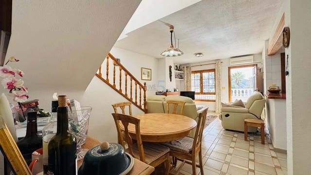 3 soveværelse Byhus til salg i Villamartin, Orihuela med swimmingpool garage - € 225.000 (Ref: 9762406)