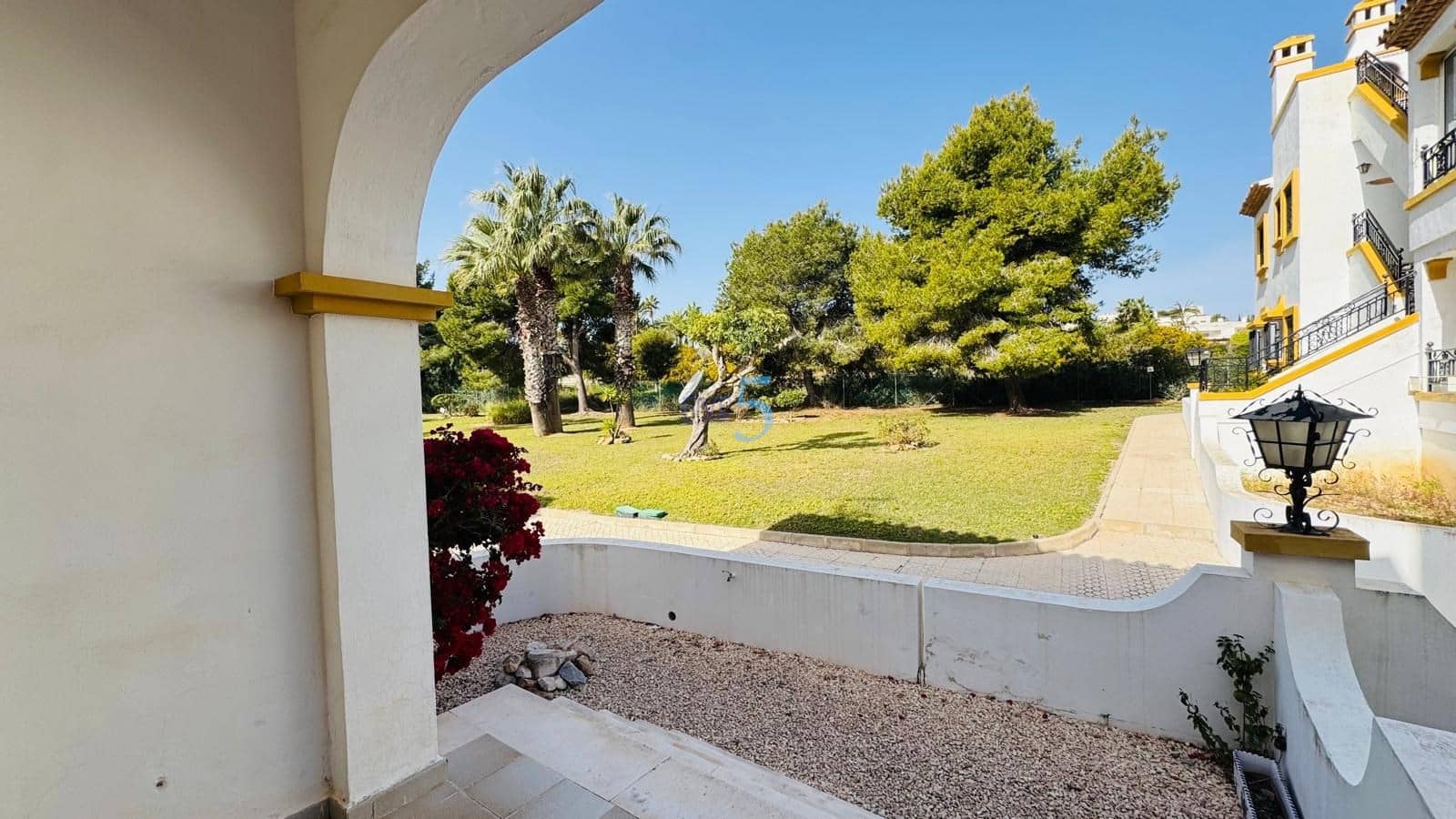 3 soveværelse Byhus til salg i Villamartin med swimmingpool garage - € 225.000 (Ref: 9762406)