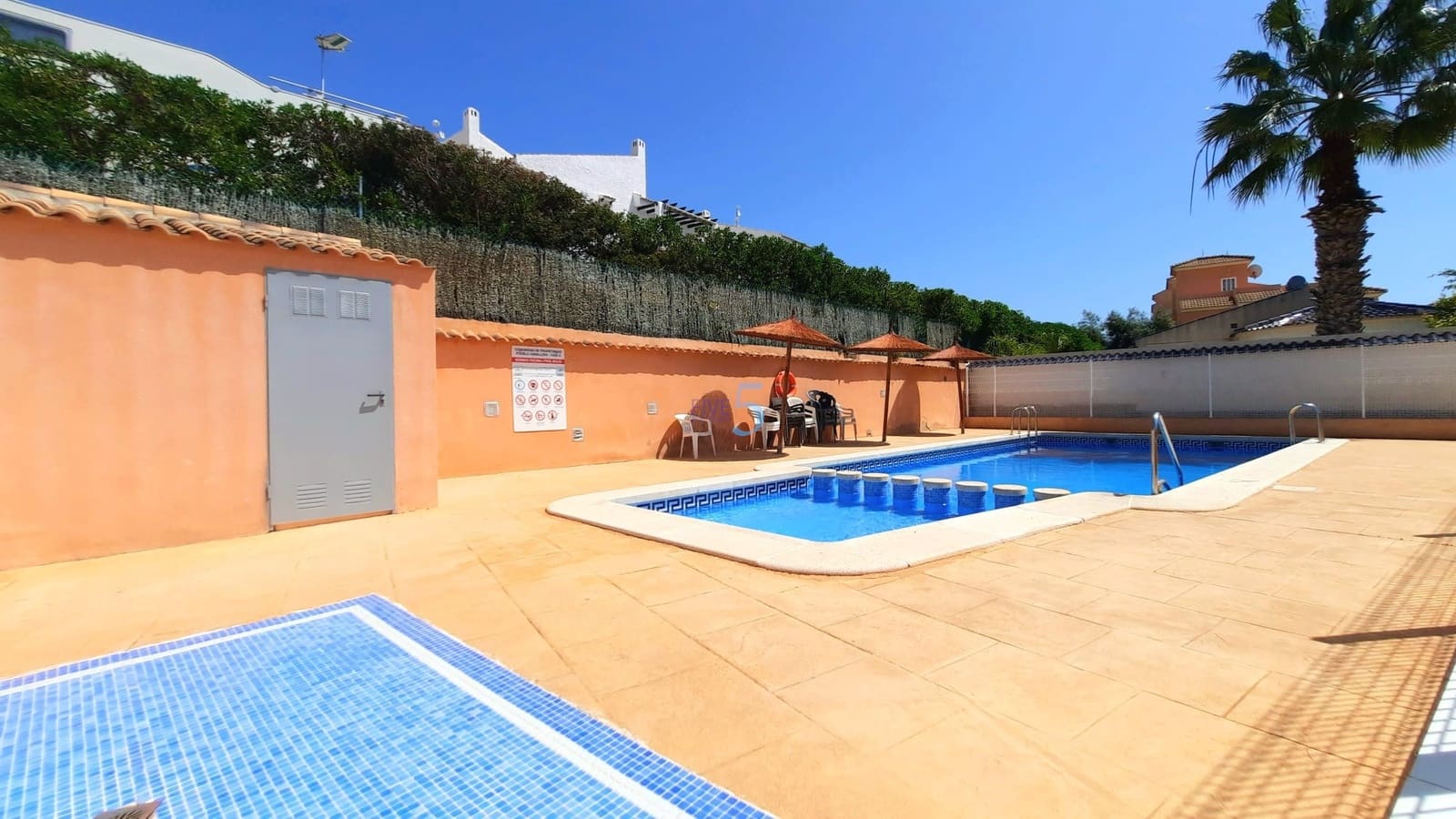 2 sypialnia Dom na sprzedaż w Playa Flamenca z basenem garażem - 250 000 € (Ref: 9762407)