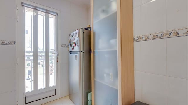 2 soverom Hus til salgs i Playa Flamenca, Orihuela med svømmebasseng garasje - € 230 000 (Ref: 9762407)