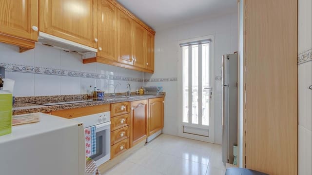 2 soverom Hus til salgs i Playa Flamenca, Orihuela med svømmebasseng garasje - € 230 000 (Ref: 9762407)