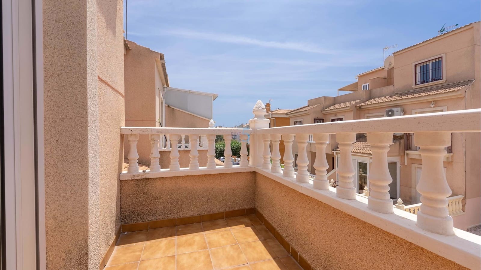 2 sypialnia Dom na sprzedaż w Playa Flamenca z basenem garażem - 230 000 € (Ref: 9762407)