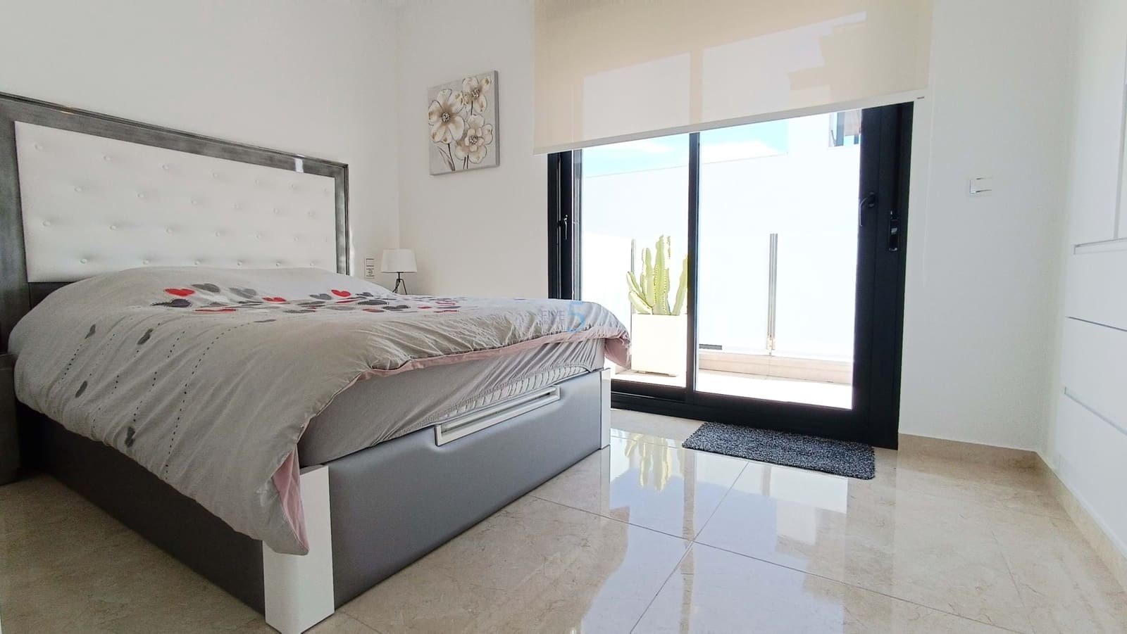 3 soverom Villa til salgs i Algorfa med svømmebasseng garasje - € 729 000 (Ref: 9770021)