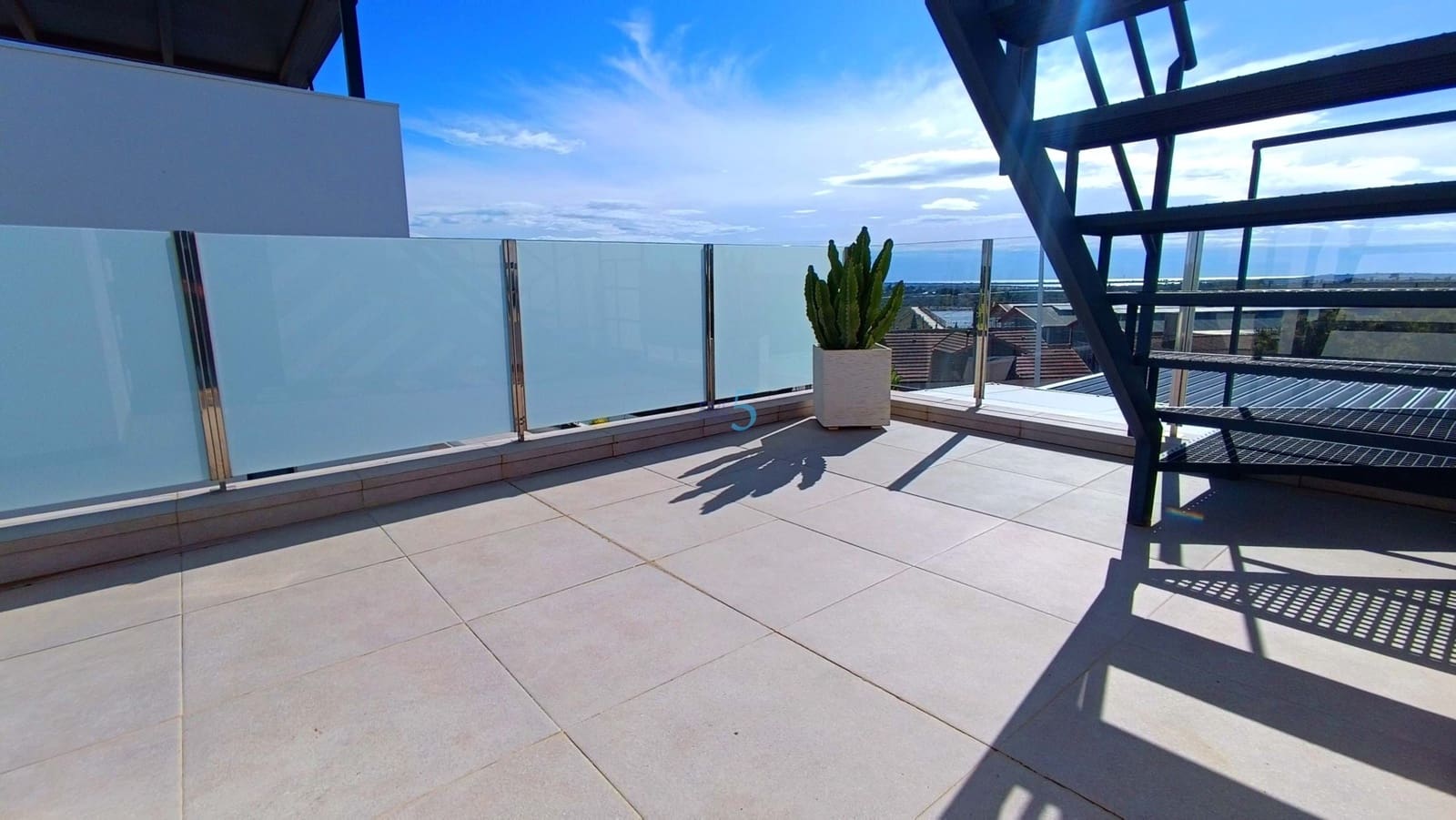 3 soverom Villa til salgs i Algorfa med svømmebasseng garasje - € 729 000 (Ref: 9770021)