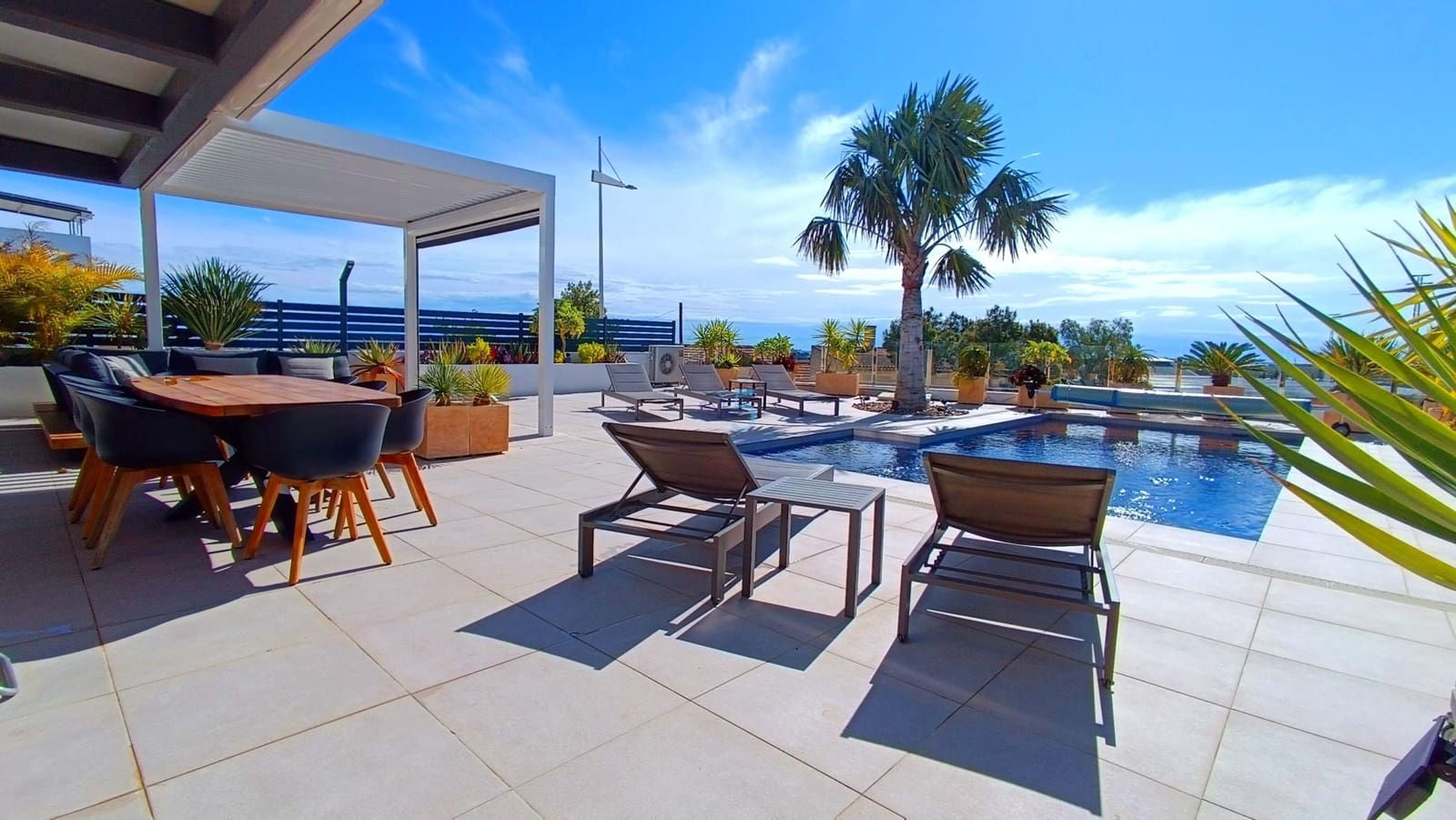 3 soverom Villa til salgs i Algorfa med svømmebasseng garasje - € 729 000 (Ref: 9770021)