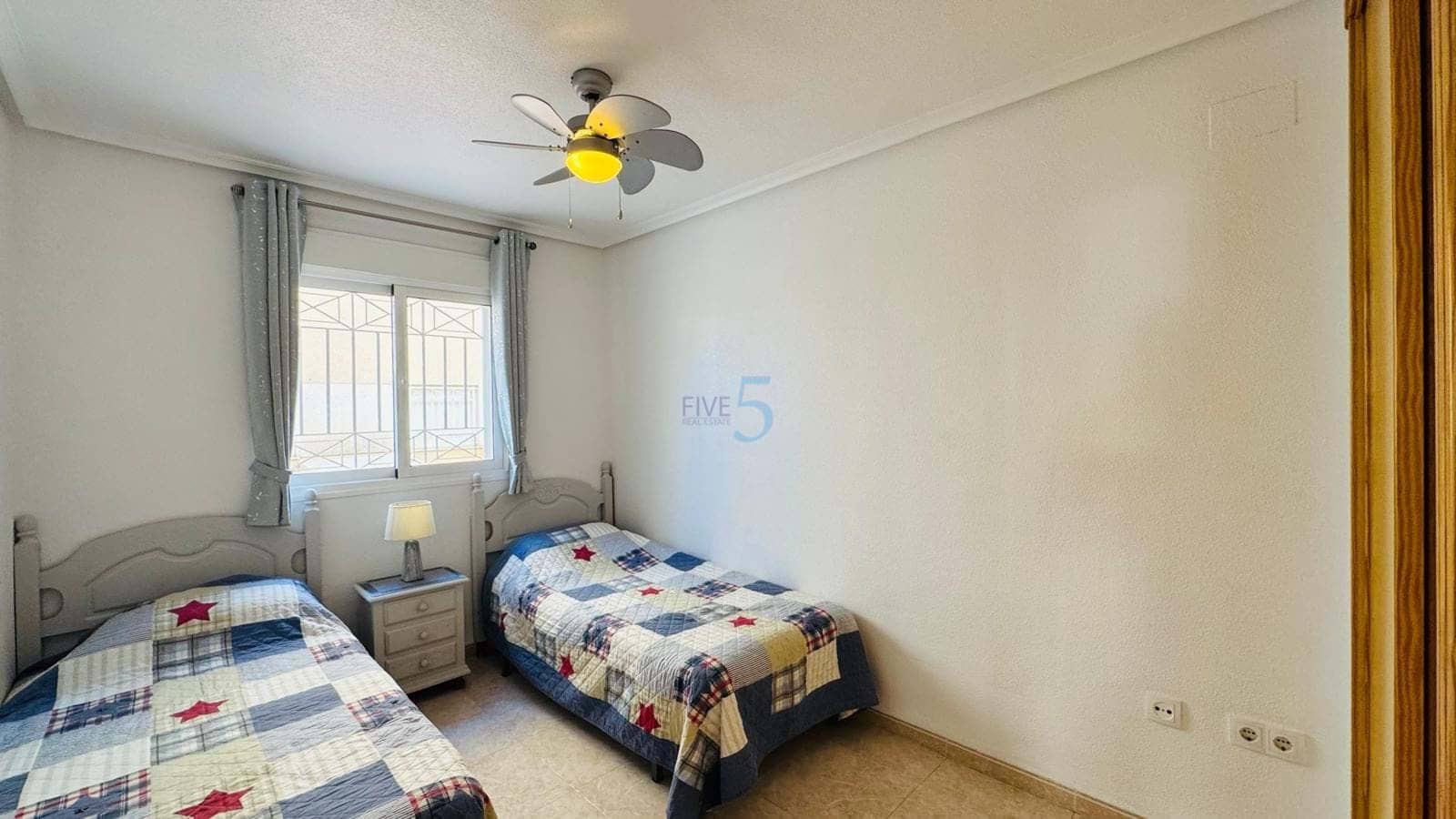 3 bedroom Apartment for sale in Playa Flamenca with pool garage - € 280,000 (Ref: 9770147)