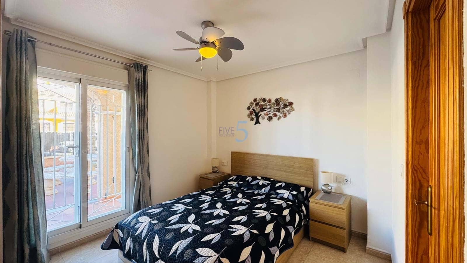 3 bedroom Apartment for sale in Playa Flamenca with pool garage - € 280,000 (Ref: 9770147)