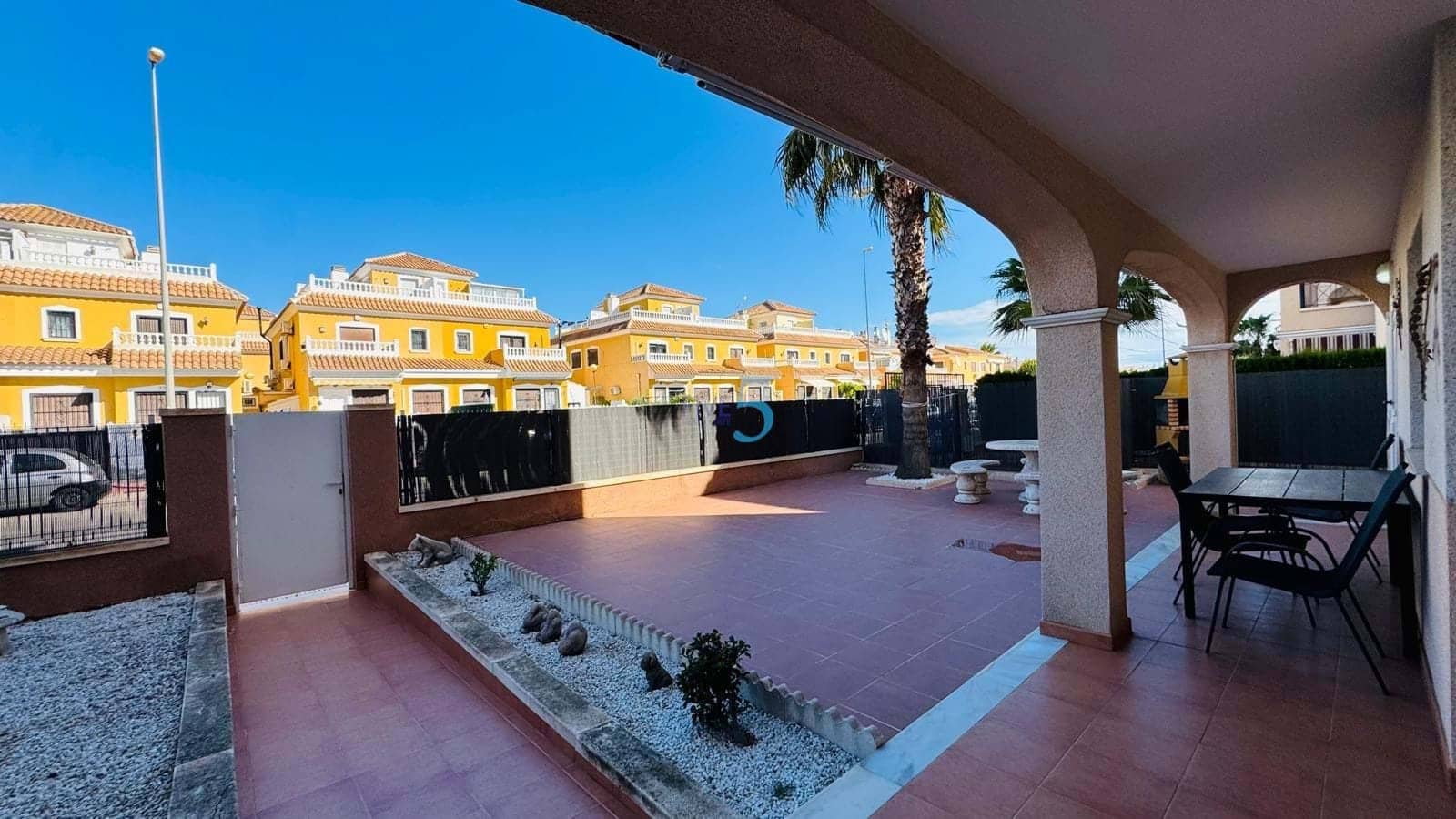 3 bedroom Apartment for sale in Playa Flamenca with pool garage - € 280,000 (Ref: 9770147)
