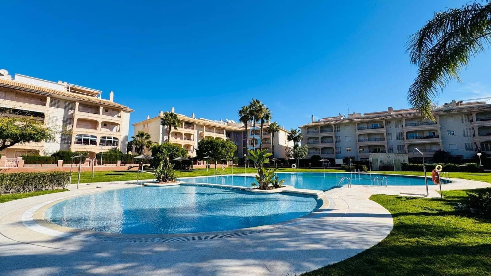 3 bedroom Apartment for sale in Playa Flamenca with pool garage - € 280,000 (Ref: 9770147)