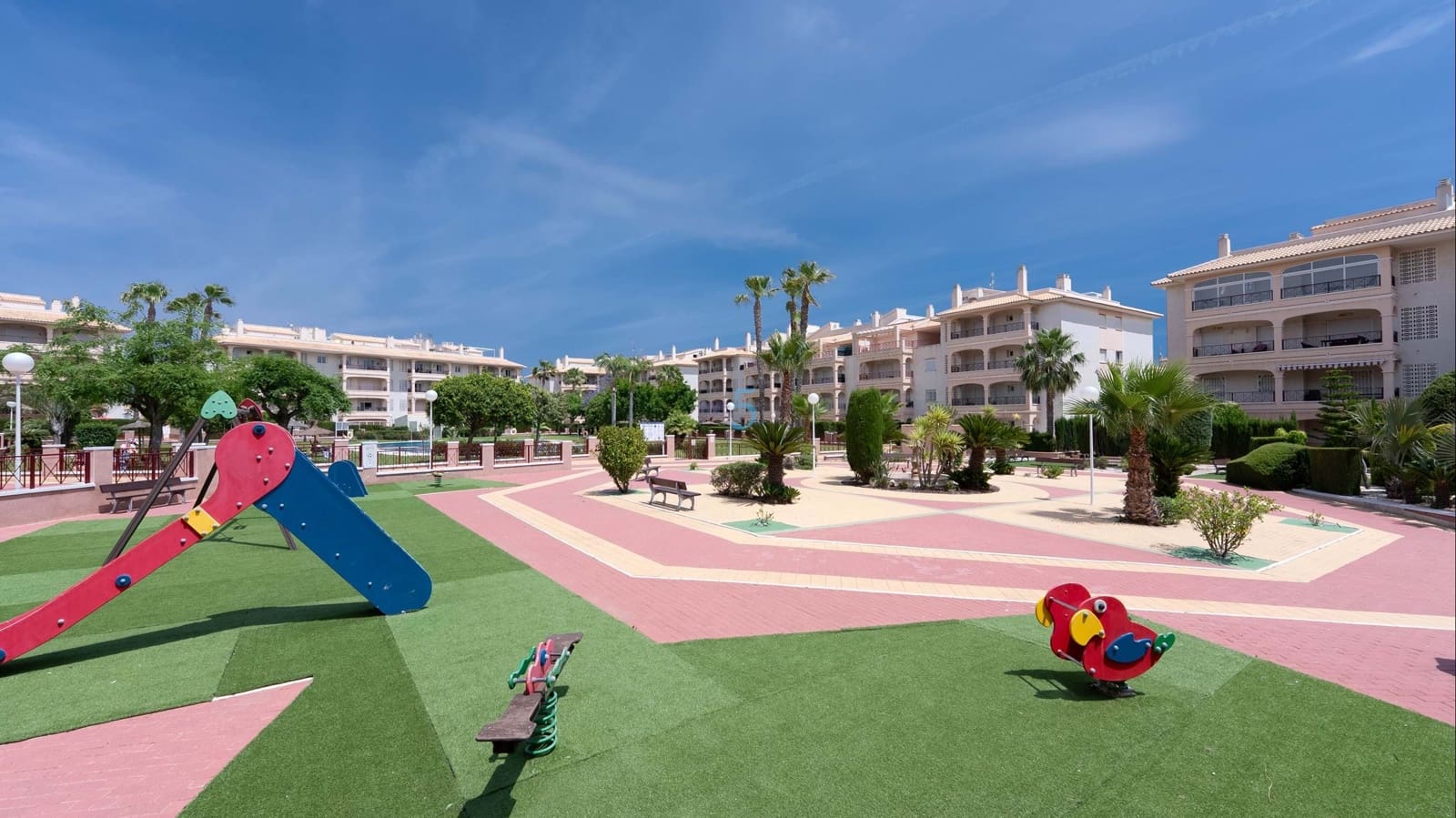 3 sovrum Lägenhet till salu i Playa Flamenca med pool garage - 280 000 € (Ref: 9770147)