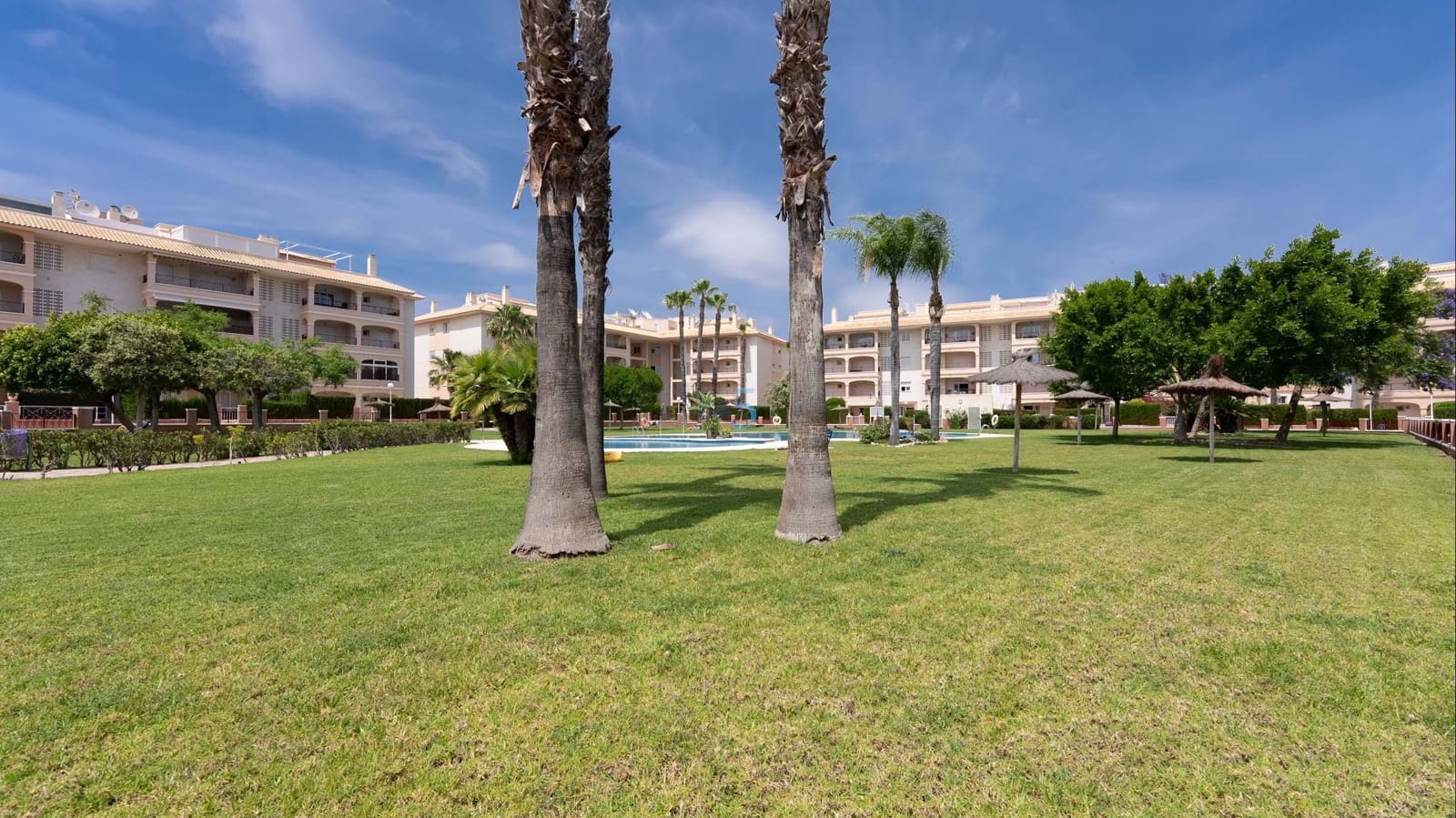 3 sovrum Lägenhet till salu i Playa Flamenca med pool garage - 280 000 € (Ref: 9770147)