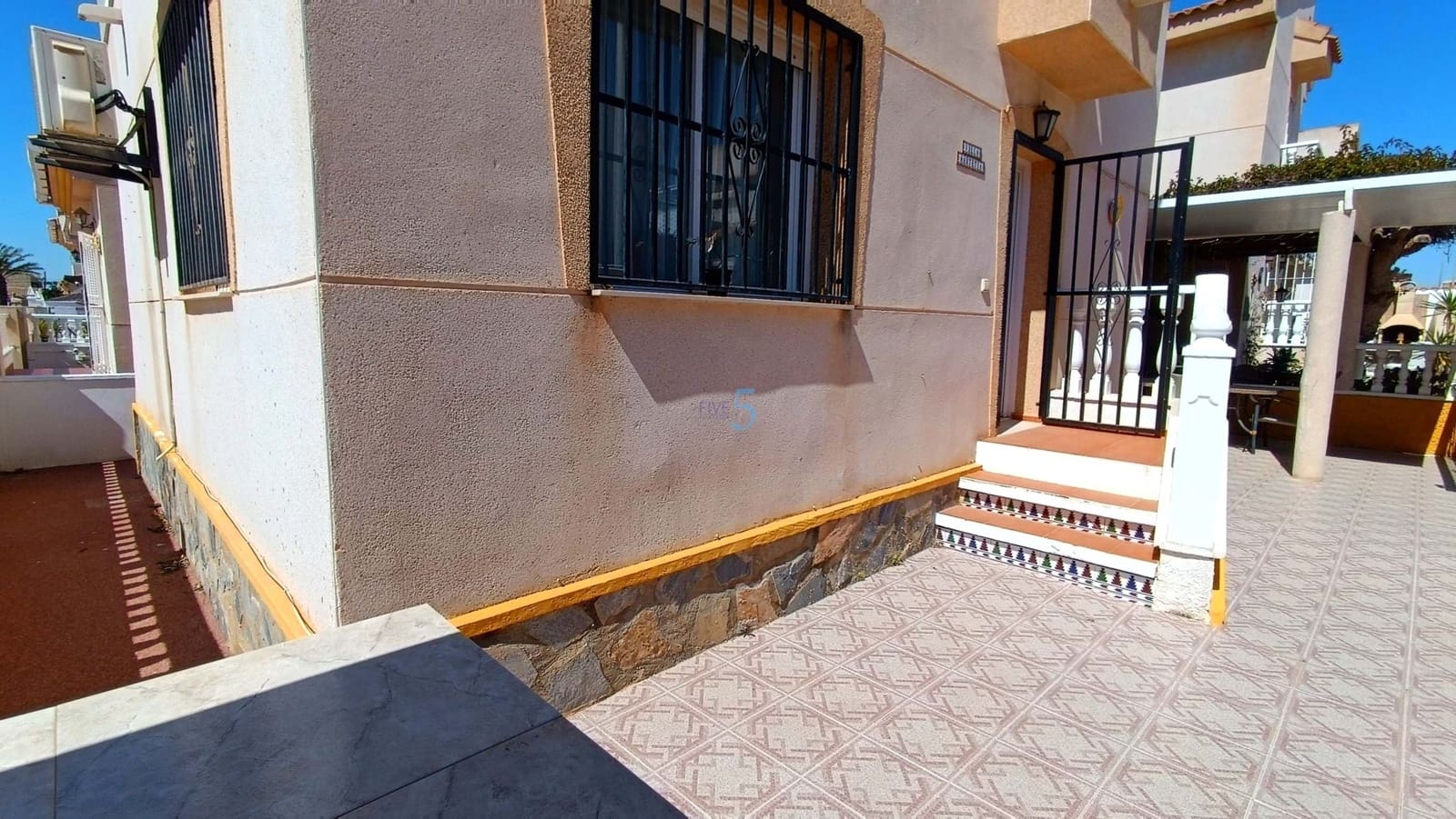 3 bedroom Villa for sale in Ciudad Quesada with pool - € 199,995 (Ref: 9779103)