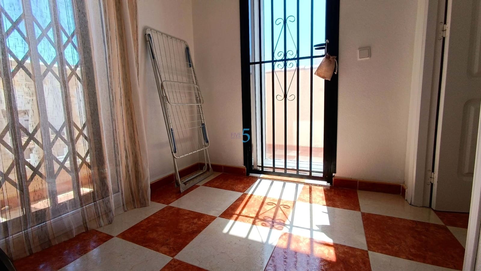 3 bedroom Villa for sale in Ciudad Quesada with pool - € 199,995 (Ref: 9779103)