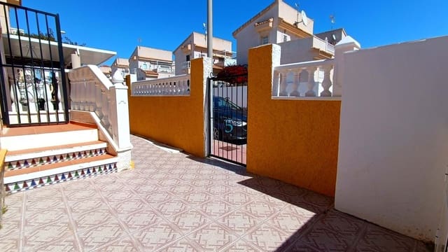 3 soverom Villa til salgs i Ciudad Quesada, Rojales med svømmebasseng - € 199 995 (Ref: 9779103)