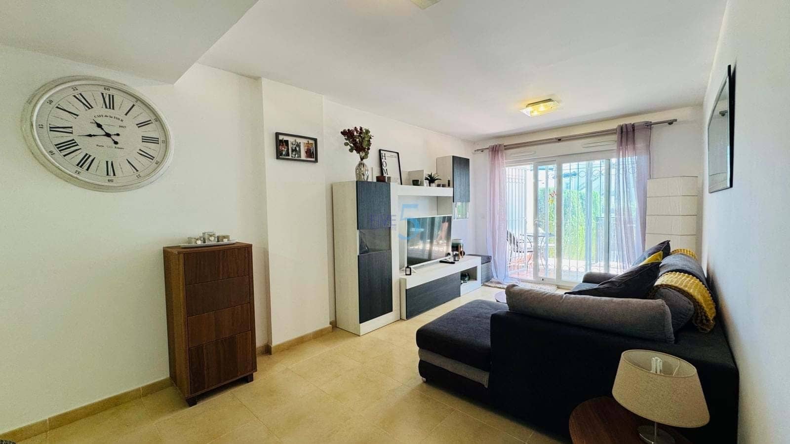 2 Zimmer Apartment zu verkaufen in Villamartin mit Pool Garage - 229.000 € (Ref: 9779104)