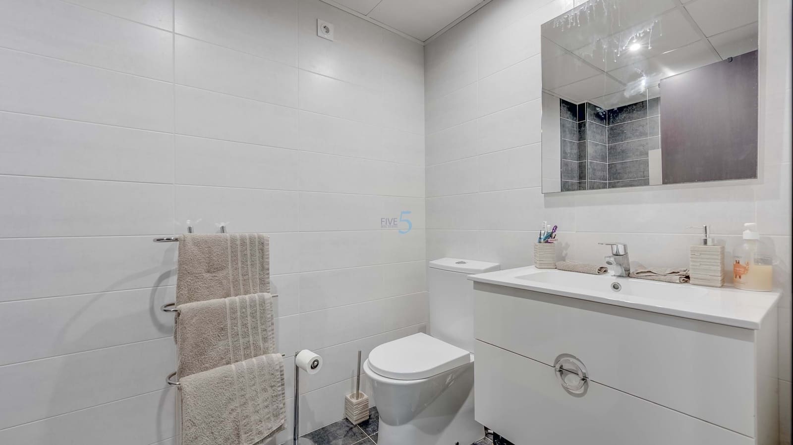 2 sypialnia Apartament na sprzedaż w Villamartin z basenem garażem - 229 000 € (Ref: 9779104)