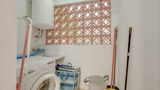 2 sypialnia Apartament na sprzedaż w Villamartin, Orihuela z basenem garażem - 229 000 € (Ref: 9779104)