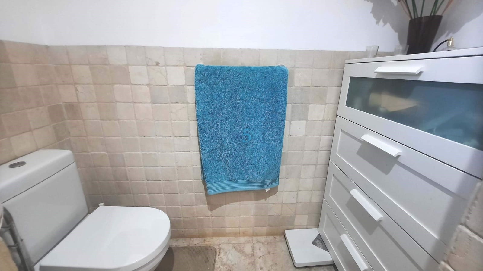 3 makuuhuone Huvila myytävänä paikassa El Valle Golf Resort mukana uima-altaan 
autotalli - 549 999 € (Ref: 9779173)