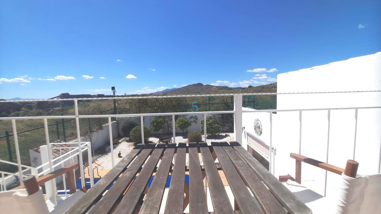 3 makuuhuone Huvila myytävänä paikassa El Valle Golf Resort mukana uima-altaan 
autotalli - 549 999 € (Ref: 9779173)