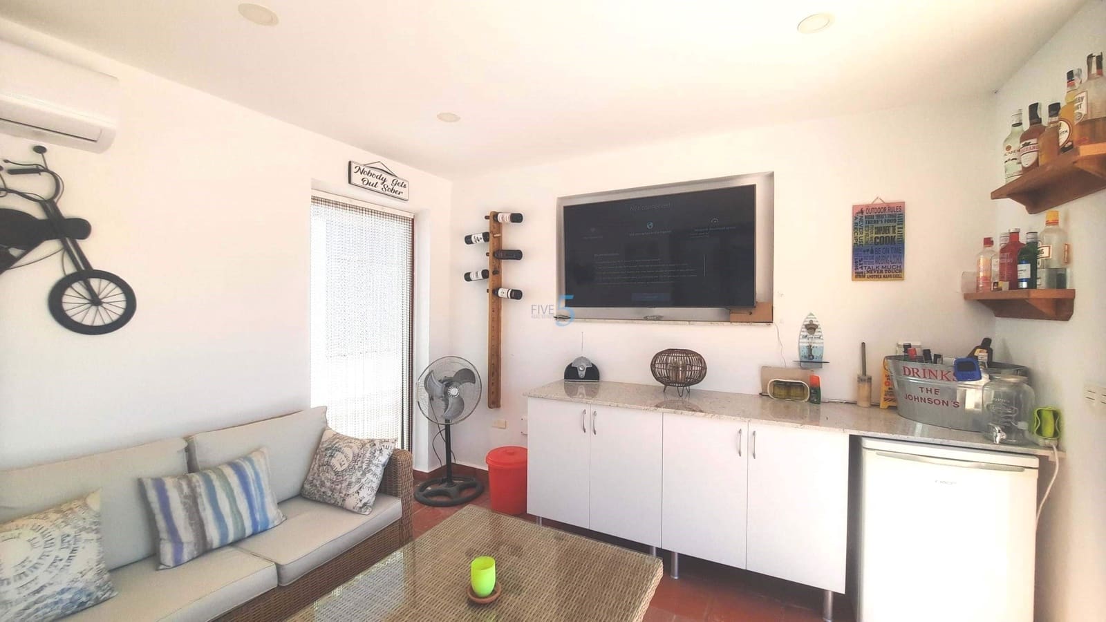 3 makuuhuone Huvila myytävänä paikassa El Valle Golf Resort mukana uima-altaan 
autotalli - 549 999 € (Ref: 9779173)