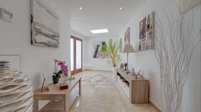 3 slaapkamer Villa te koop in El Valle Golf Resort, Murcia stad met zwembad garage - € 549.999 (Ref: 9779173)