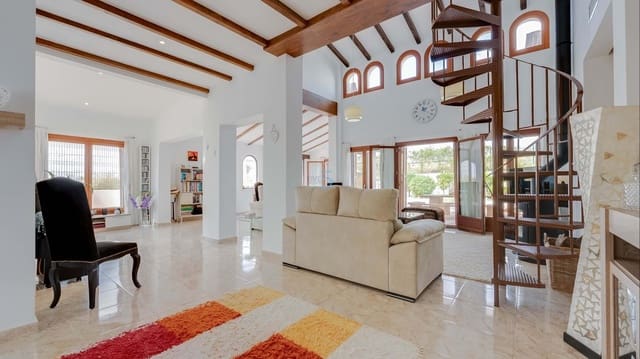 3 slaapkamer Villa te koop in El Valle Golf Resort, Murcia stad met zwembad garage - € 549.999 (Ref: 9779173)