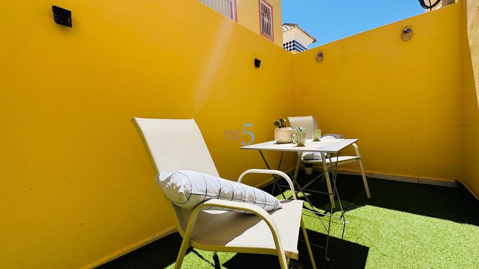 2 soverom Hus til salgs i Villamartin med svømmebasseng garasje - € 195 000 (Ref: 9780010)