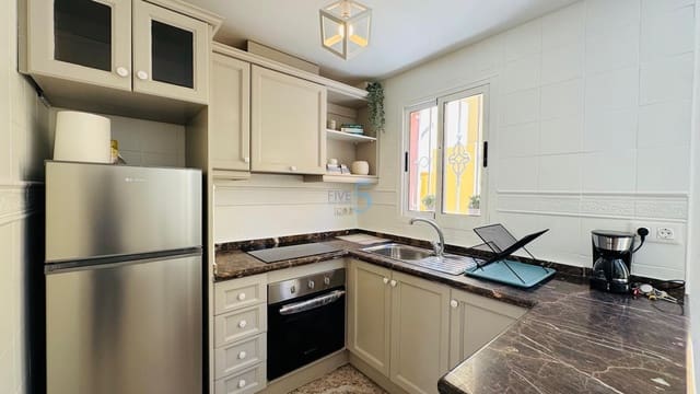 2 soverom Hus til salgs i Villamartin, Orihuela med svømmebasseng garasje - € 195 000 (Ref: 9780010)