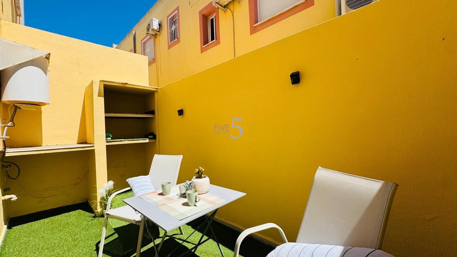 2 soverom Hus til salgs i Villamartin med svømmebasseng garasje - € 195 000 (Ref: 9780010)