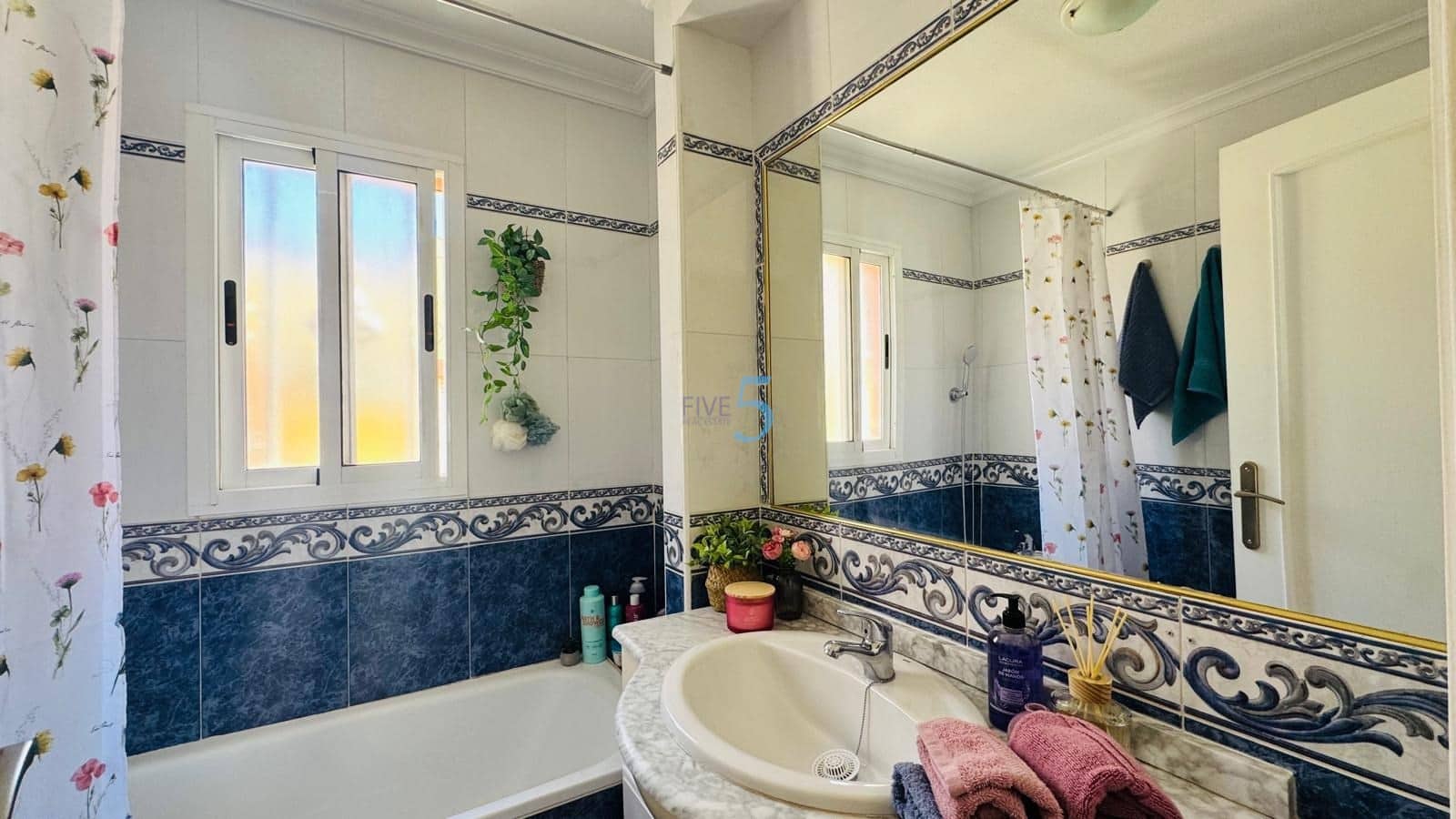 2 soverom Hus til salgs i Villamartin med svømmebasseng garasje - € 195 000 (Ref: 9780010)