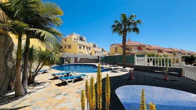 2 soverom Hus til salgs i Villamartin, Orihuela med svømmebasseng garasje - € 195 000 (Ref: 9780010)
