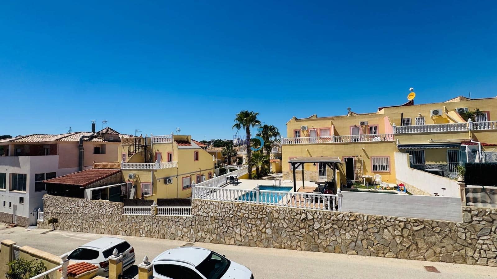 2 soverom Hus til salgs i Villamartin med svømmebasseng garasje - € 195 000 (Ref: 9780010)