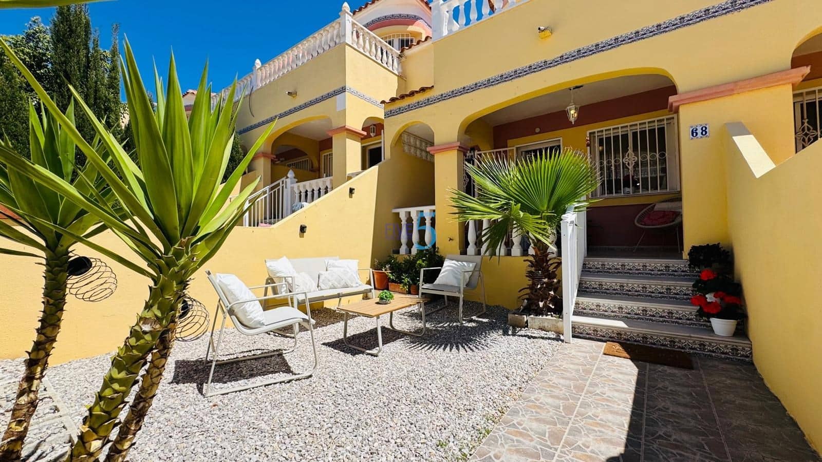 2 soverom Hus til salgs i Villamartin med svømmebasseng garasje - € 195 000 (Ref: 9780010)