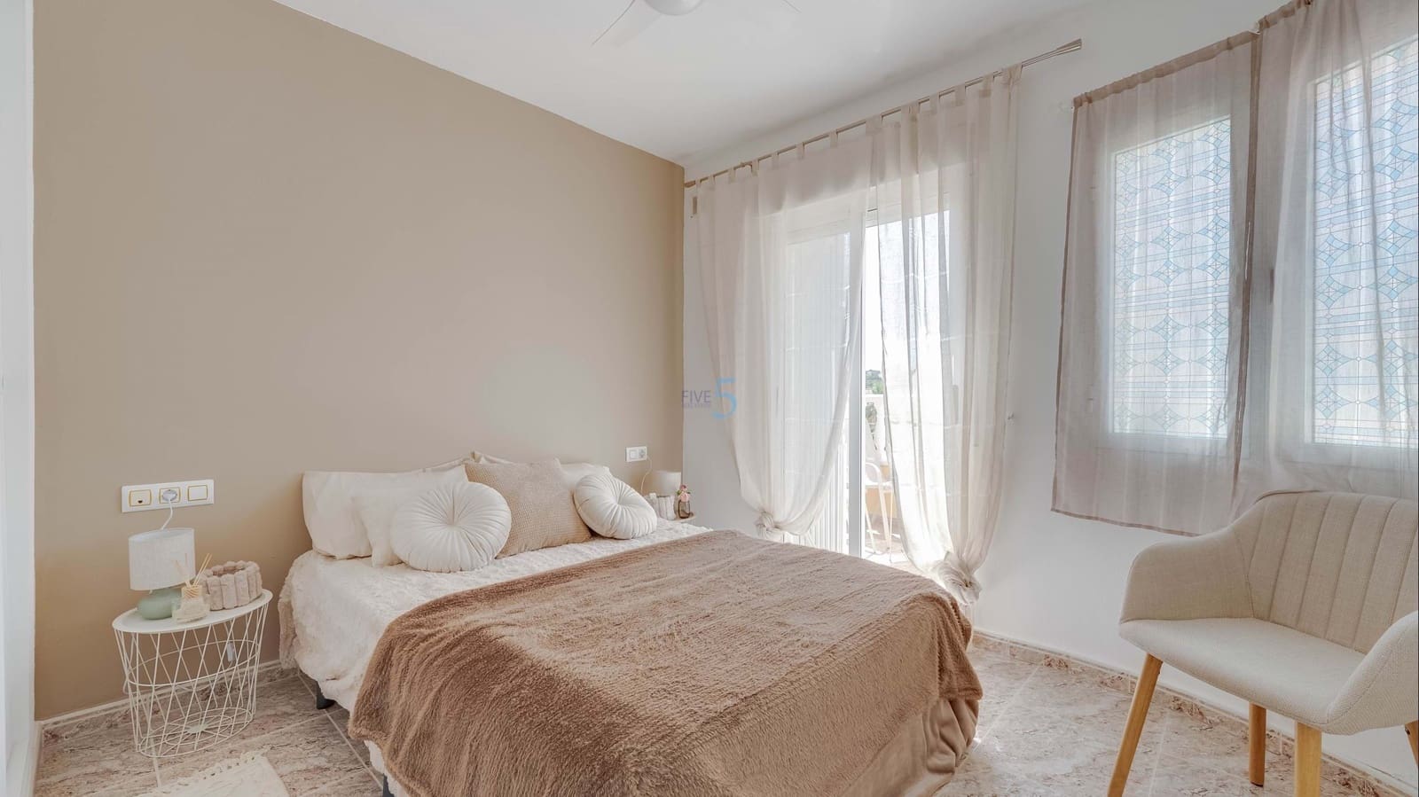2 soverom Hus til salgs i Villamartin med svømmebasseng garasje - € 195 000 (Ref: 9780010)