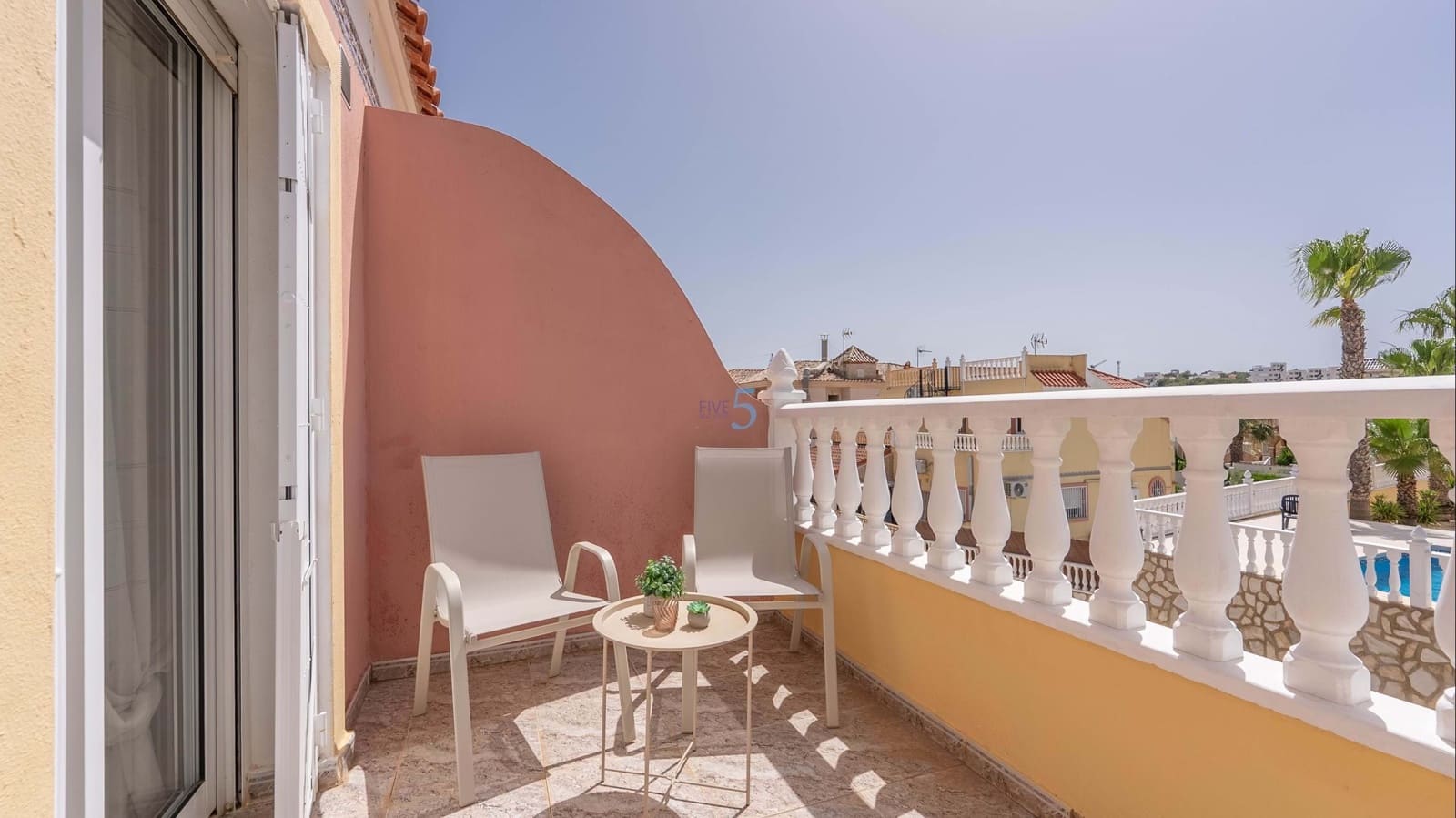 2 soverom Hus til salgs i Villamartin med svømmebasseng garasje - € 195 000 (Ref: 9780010)