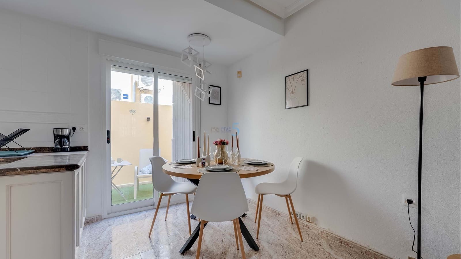 2 soverom Hus til salgs i Villamartin med svømmebasseng garasje - € 195 000 (Ref: 9780010)