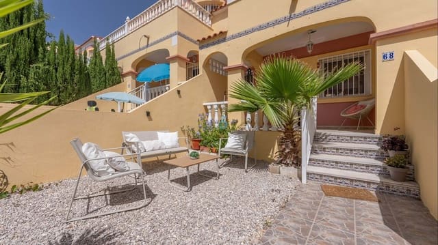 2 makuuhuone Omakotitalo myytävänä paikassa Villamartin, Orihuela mukana uima-altaan 
autotalli - 195 000 € (Ref: 9780010)
