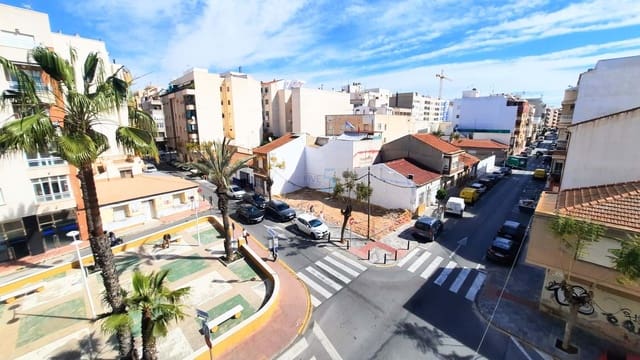 3 chambre Appartement à vendre à Torrevieja - 150 000 € (Ref: 9782368)