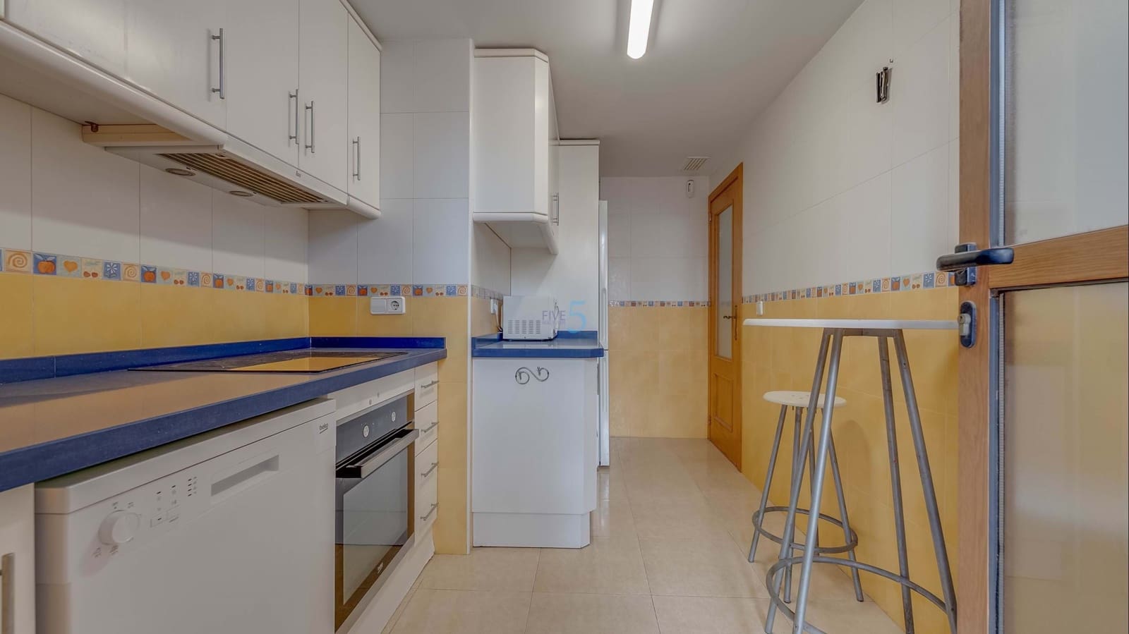 3 bedroom Apartment for sale in Torrevieja - € 150,000 (Ref: 9782368)
