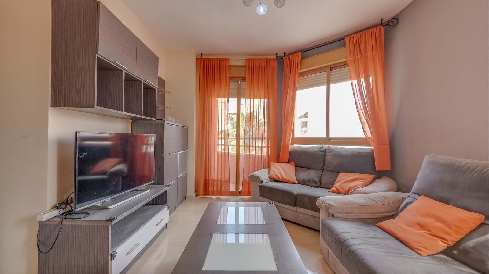 3 bedroom Apartment for sale in Torrevieja - € 150,000 (Ref: 9782368)