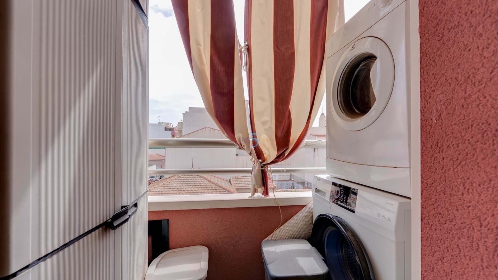 3 bedroom Apartment for sale in Torrevieja - € 150,000 (Ref: 9782368)