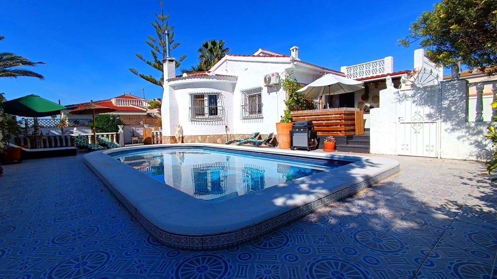 3 chambre Villa/Maison à vendre à Ciudad Quesada avec piscine - 435 000 € (Ref: 9784977)