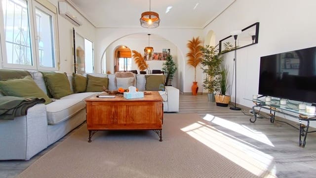 3 chambre Villa/Maison à vendre à Ciudad Quesada, Rojales avec piscine - 435 000 € (Ref: 9784977)