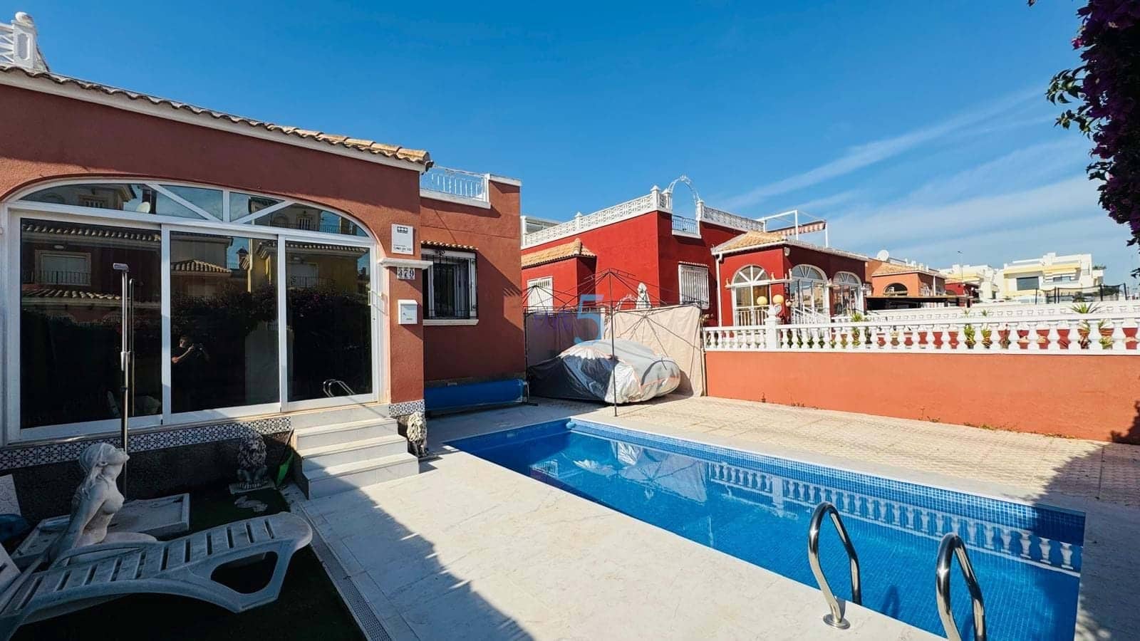 3 soverom Bungalow til salgs i Los Montesinos med svømmebasseng - € 210 000 (Ref: 9784978)