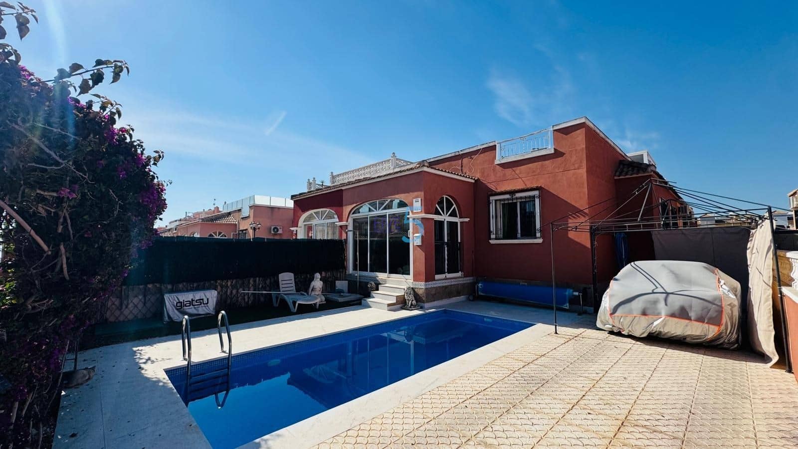 3 soverom Bungalow til salgs i Los Montesinos med svømmebasseng - € 210 000 (Ref: 9784978)