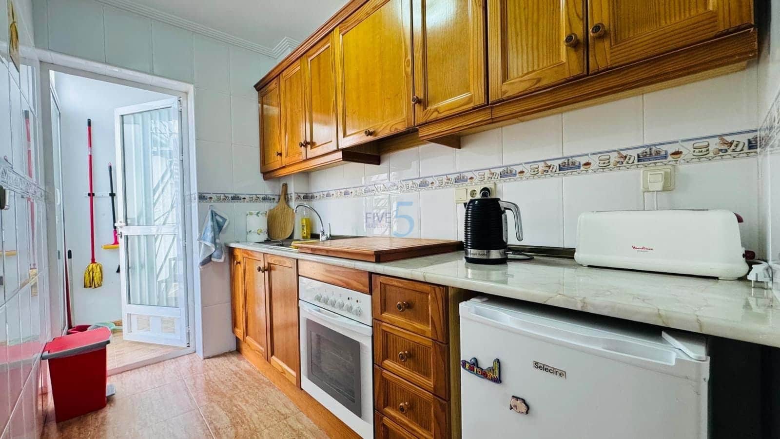 2 bedroom Apartment for sale in Playa Flamenca with pool - € 155,000 (Ref: 9788012)